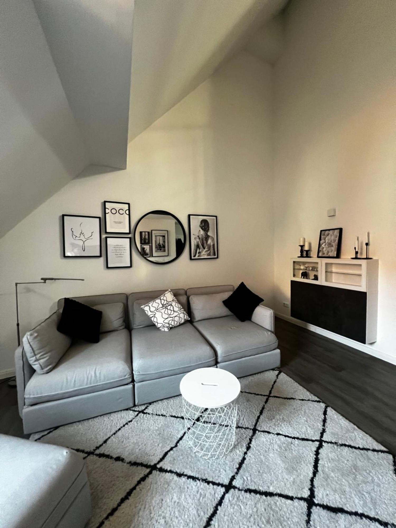 Moderne Galeriewohnung Mit Balkon Und Stellplatz Am Wenigemarkt Erfurt Exteriör bild
