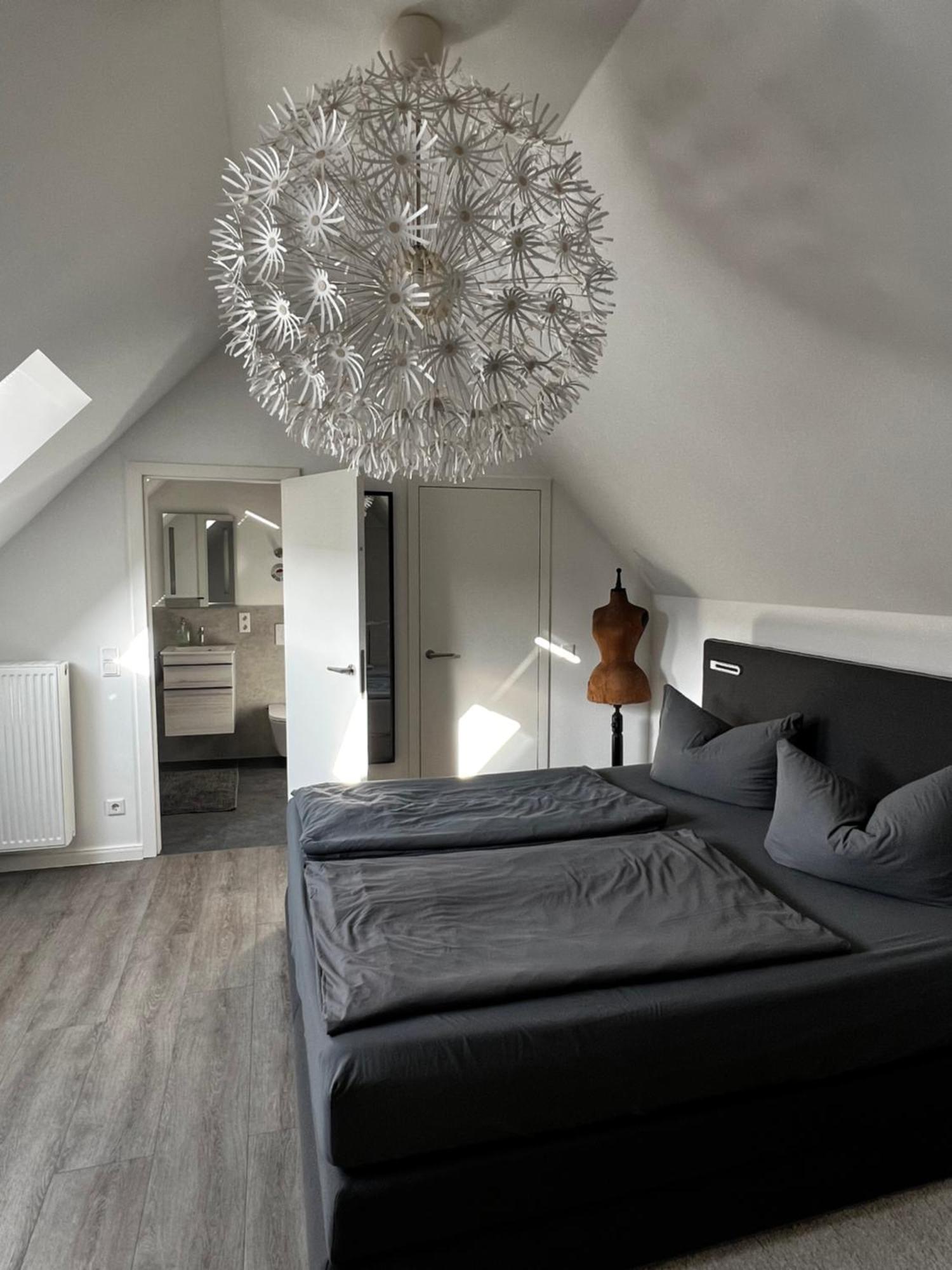 Moderne Galeriewohnung Mit Balkon Und Stellplatz Am Wenigemarkt Erfurt Exteriör bild
