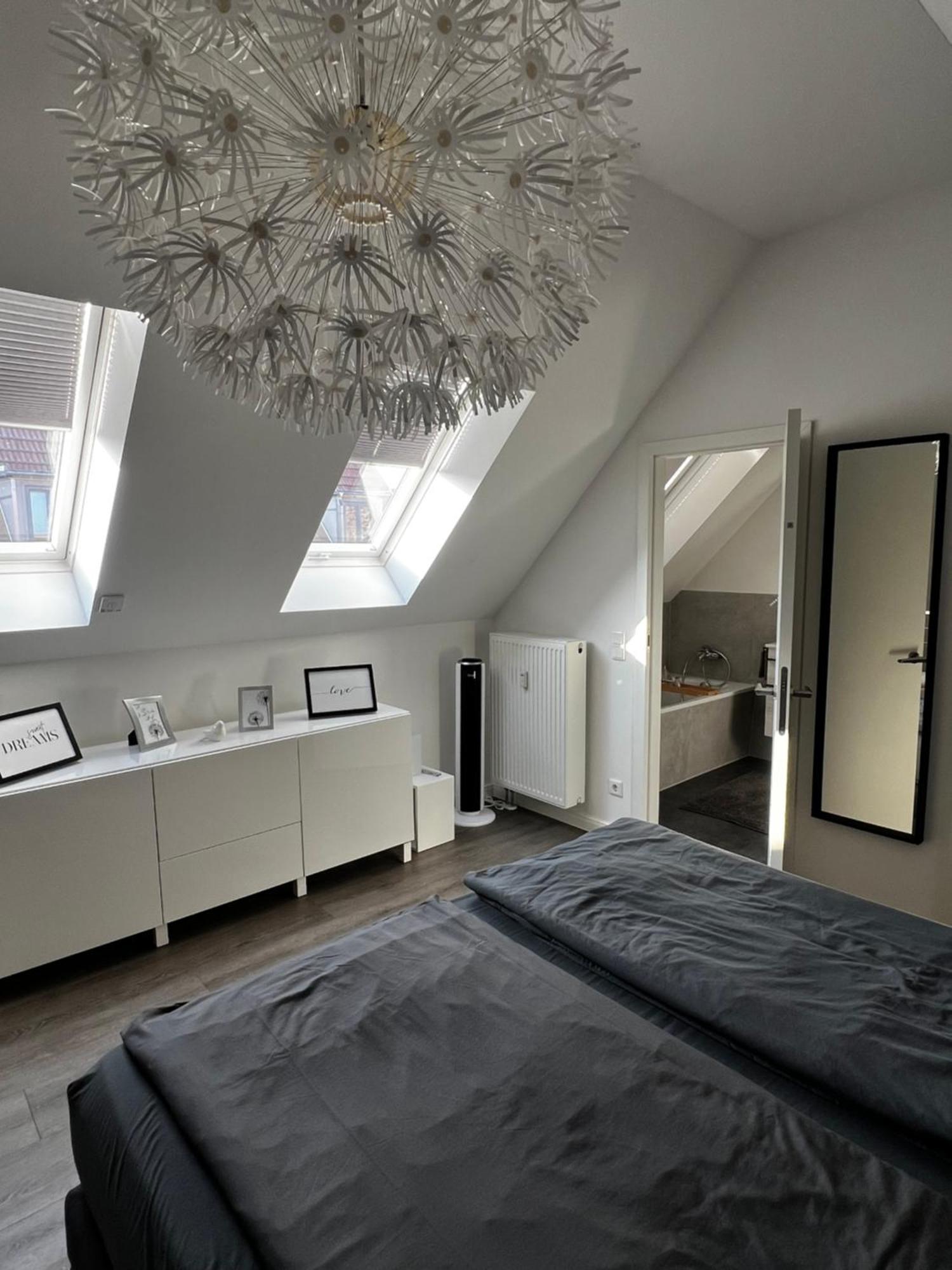Moderne Galeriewohnung Mit Balkon Und Stellplatz Am Wenigemarkt Erfurt Exteriör bild